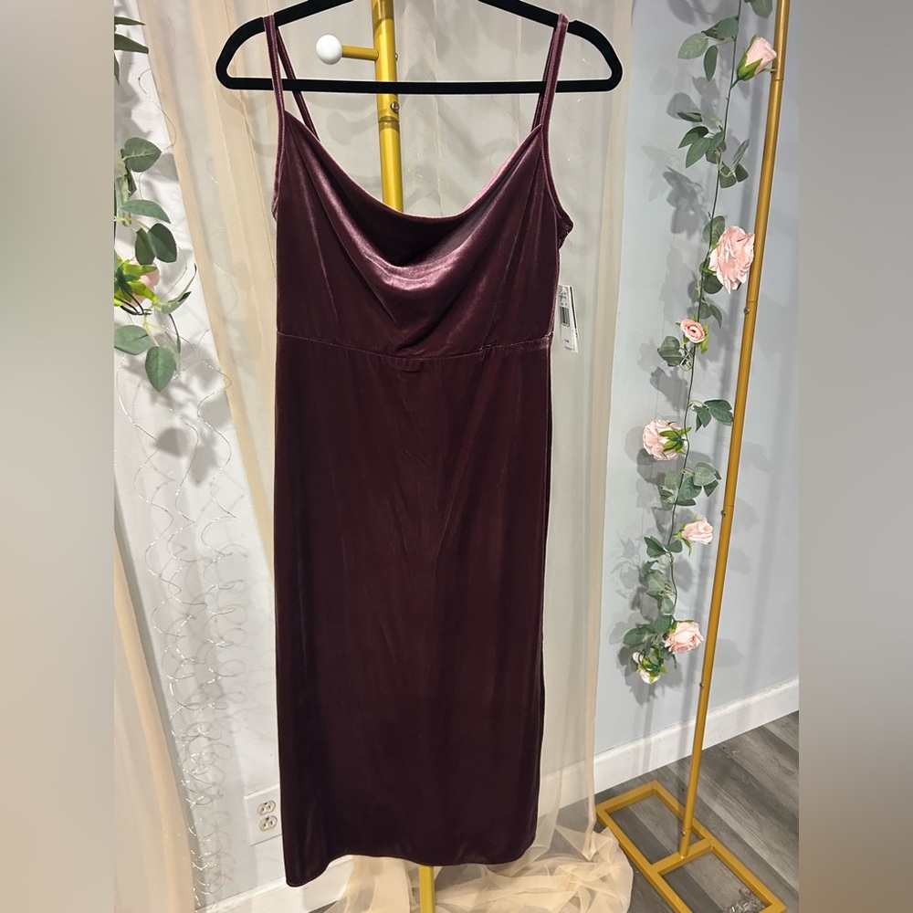 Taylor Women's Midi Dress - Deep Burgundy